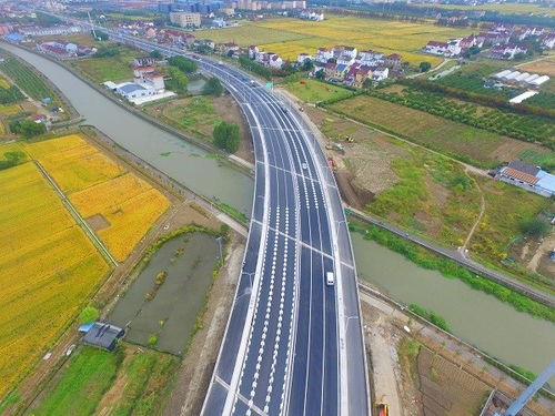 金山北部又通一條交通大動脈 G320公路 G60公路 金山大橋 改建工程通車